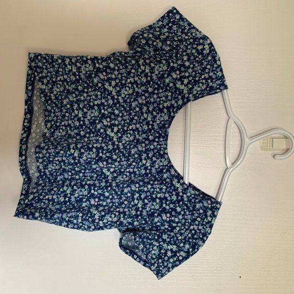Garage, floral blue crop top, medium - Picture 2 of 3